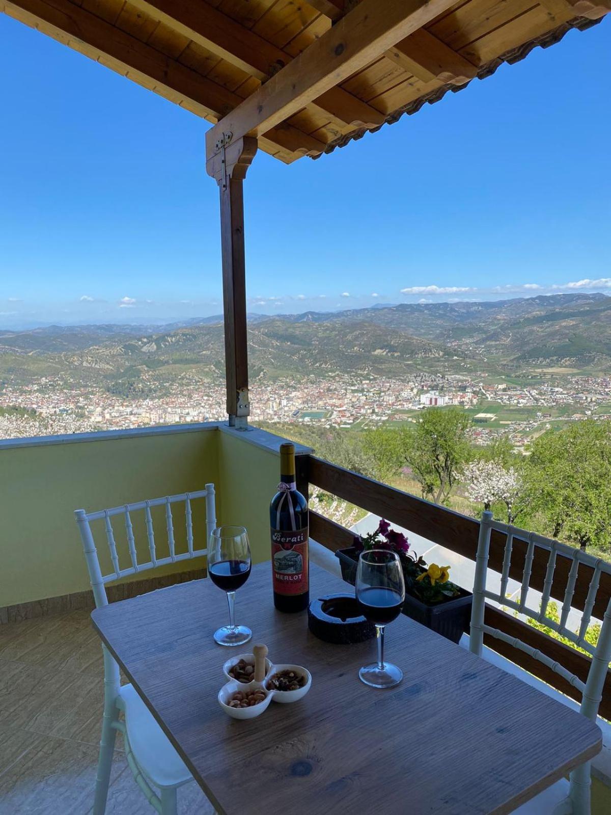 Vila Dean Berat Exterior foto