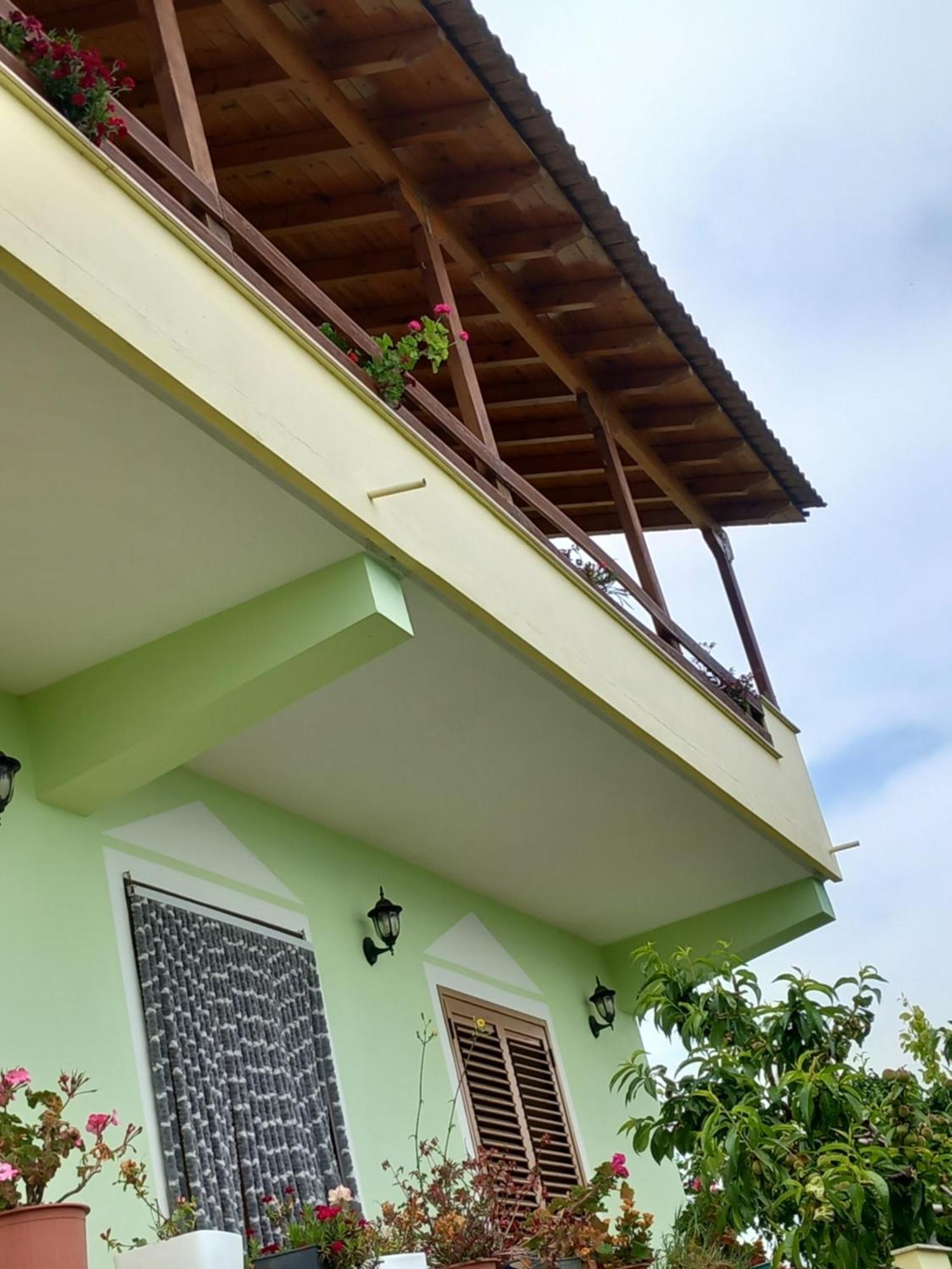 Vila Dean Berat Exterior foto